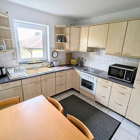 Moderne Und Gemuetliche Stadtnahe Apartmán *