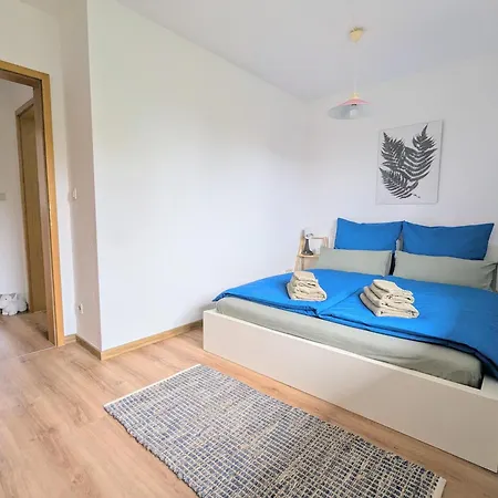 Moderne Und Gemuetliche Stadtnahe Apartmán *